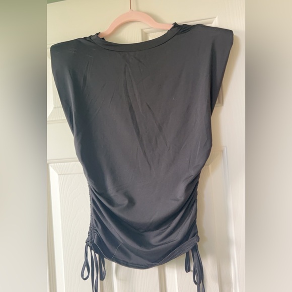NEW | Story On | Women’s Black Side Cinge Shirt Top Tank Top Small - Picture 7 of 7